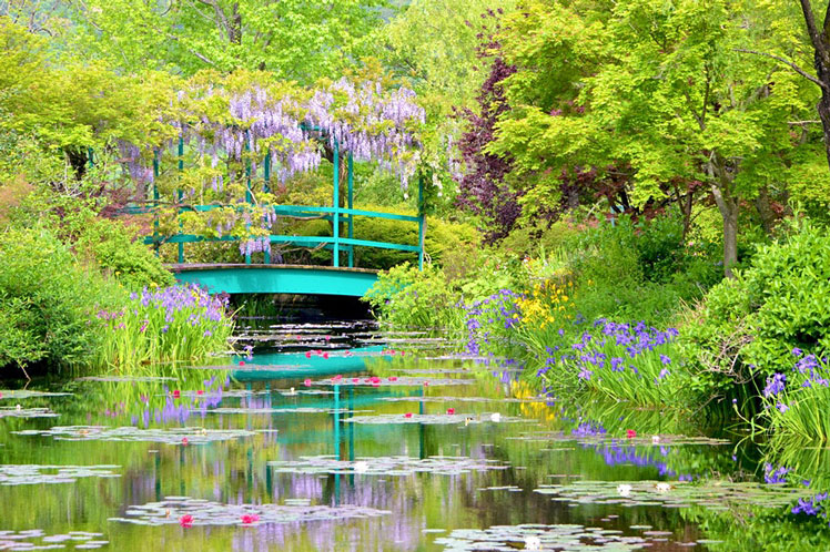 The splendid gardens of Monet’s Garden Marmottan in nearby Kitagawa bring the artist’s paintings to life