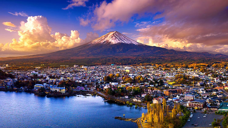 We round up the requirements for a holiday to Japan © Guitar photographer / Shutterstock