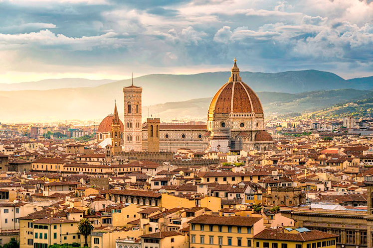 Italy's beautiful cityscapes are easy to fall for, but the country's entry requirements can sometimes be quite complicated &copy; Suttipong Sutiratanachai / Getty Images
