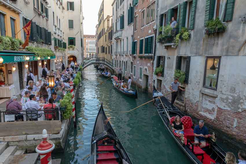 Venice is moving ahead with plans to introduce a booking system and entry fee for day-trippers &copy; Shutterstock