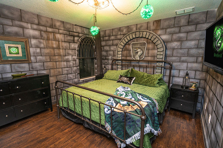 There's a number of themed rooms suitable for any Harry Potter fan © Loma Homes