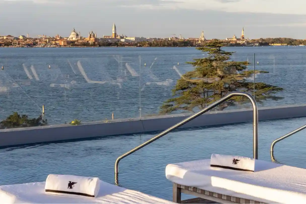 The view of Venice from the JW Marriott Resort & Spa Venice infinity pool © JW Marriott Resort & Spa Venice