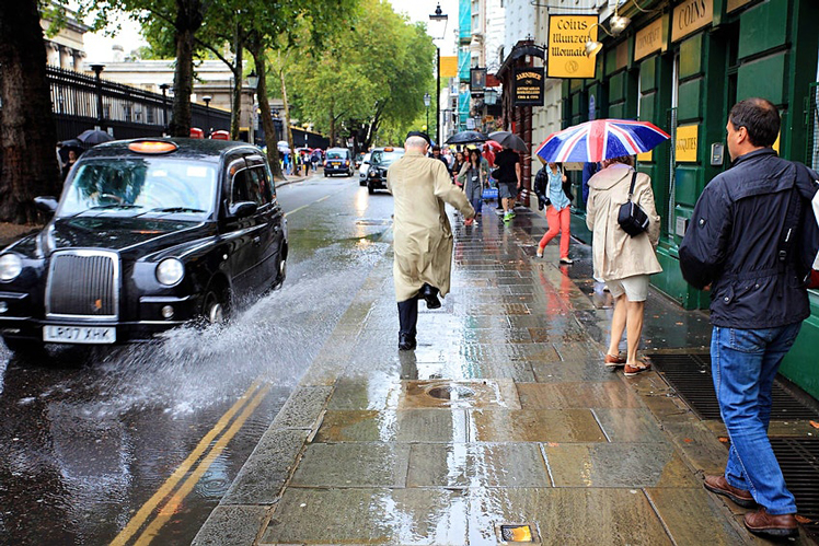 It does rain in London, just not as much as people think © PICS4U / Getty Images