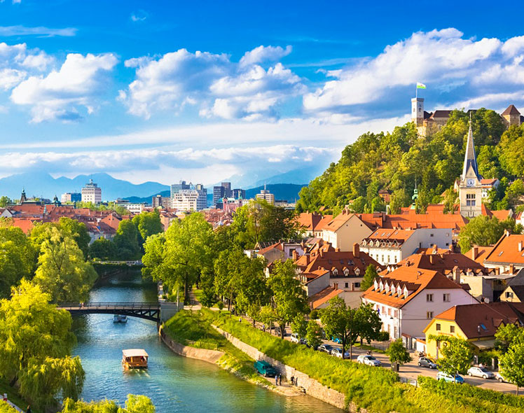 Ljubljana, the first European city to commit to a zero-waste goal © kasto80 / Getty Images