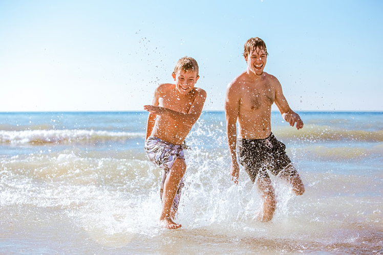 Michigan beach cities are perfect for families © De Shutterstock / Suzanne Tucker