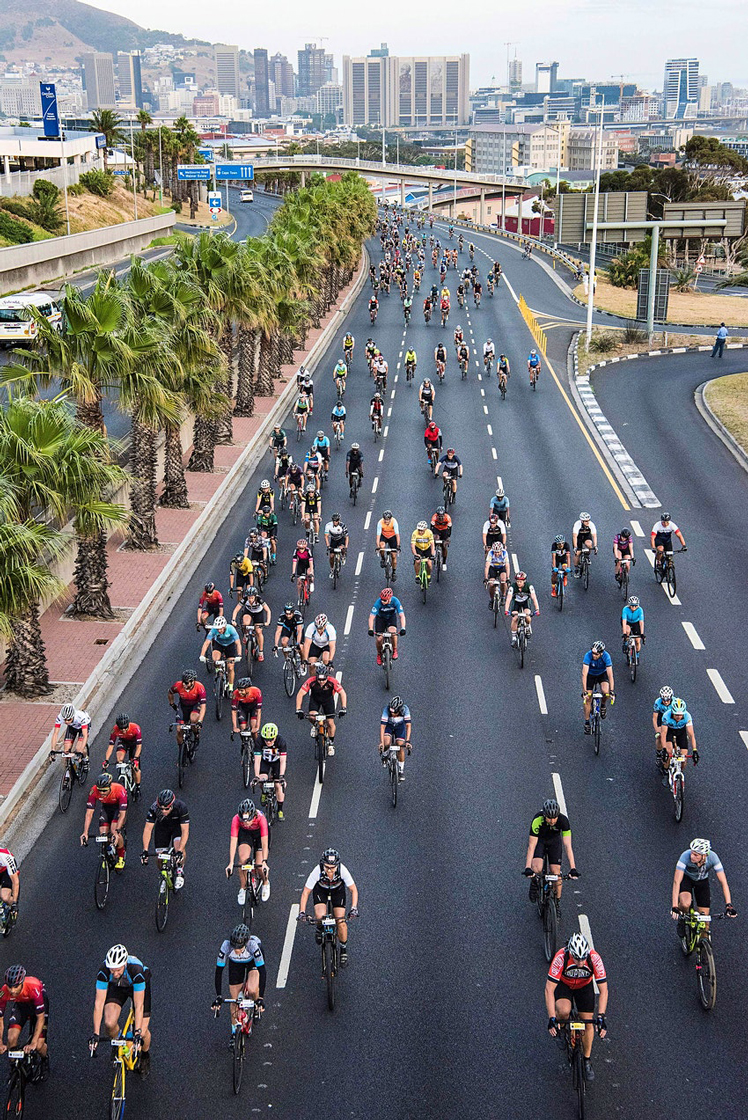 The Cape Town Cycle Tour brings over 30,000 cyclists to the city © Rodger Bosch AFP / Getty Images